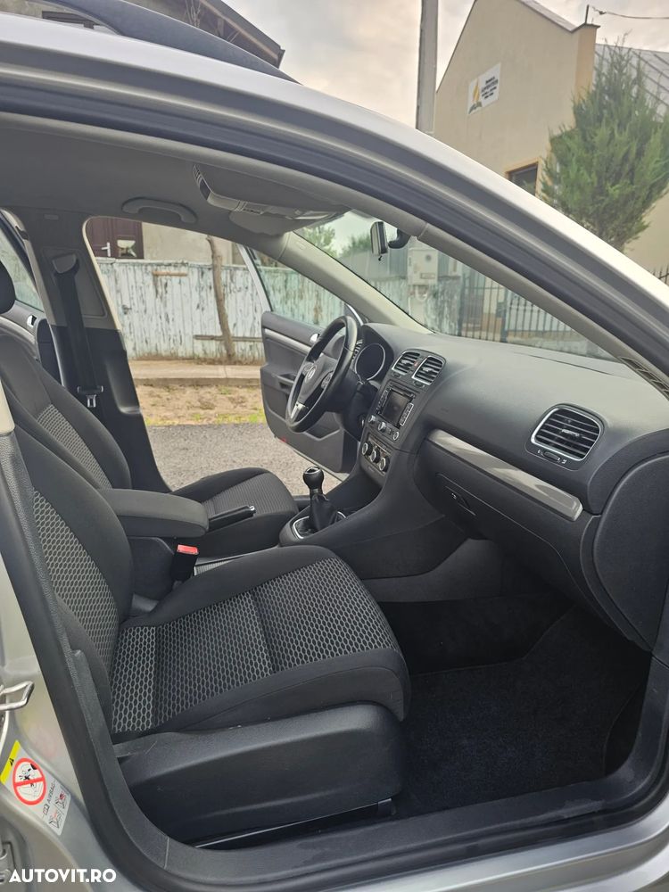Volkswagen Golf 1.6 TDI DPF BlueMotion Technology Highline - 8