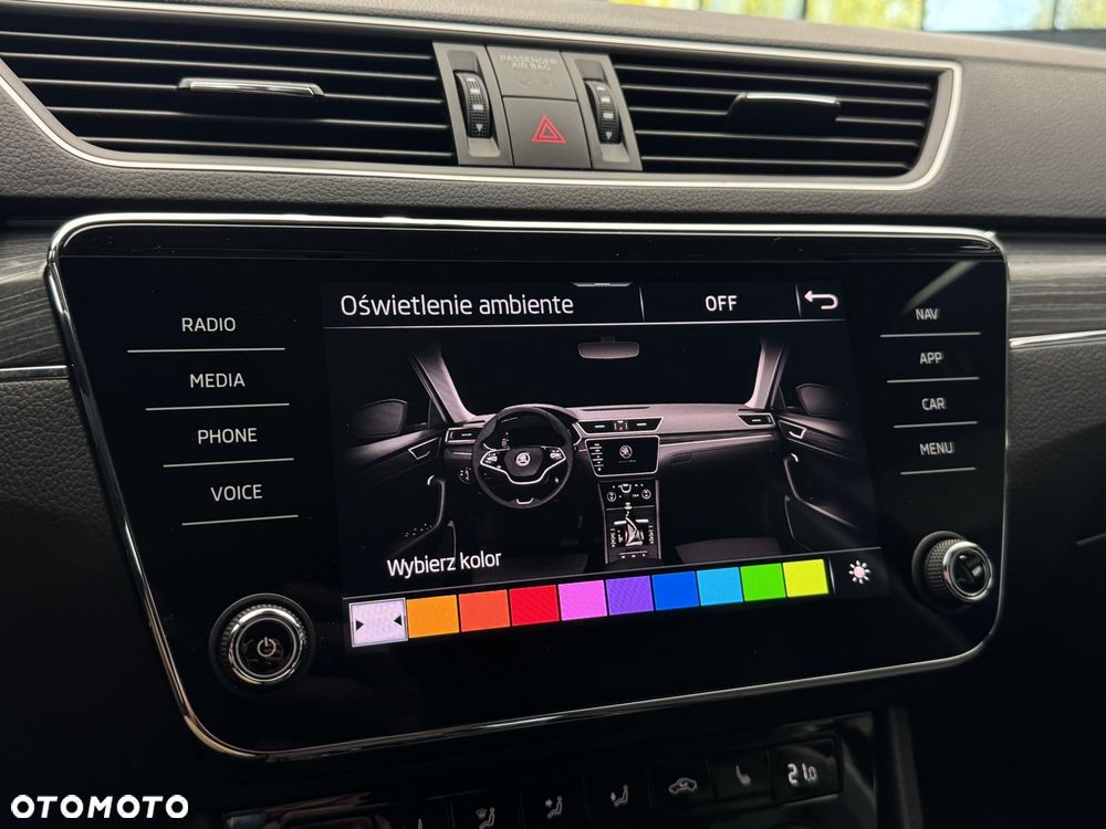 Skoda Superb 2.0 TDI SCR Style DSG - 37