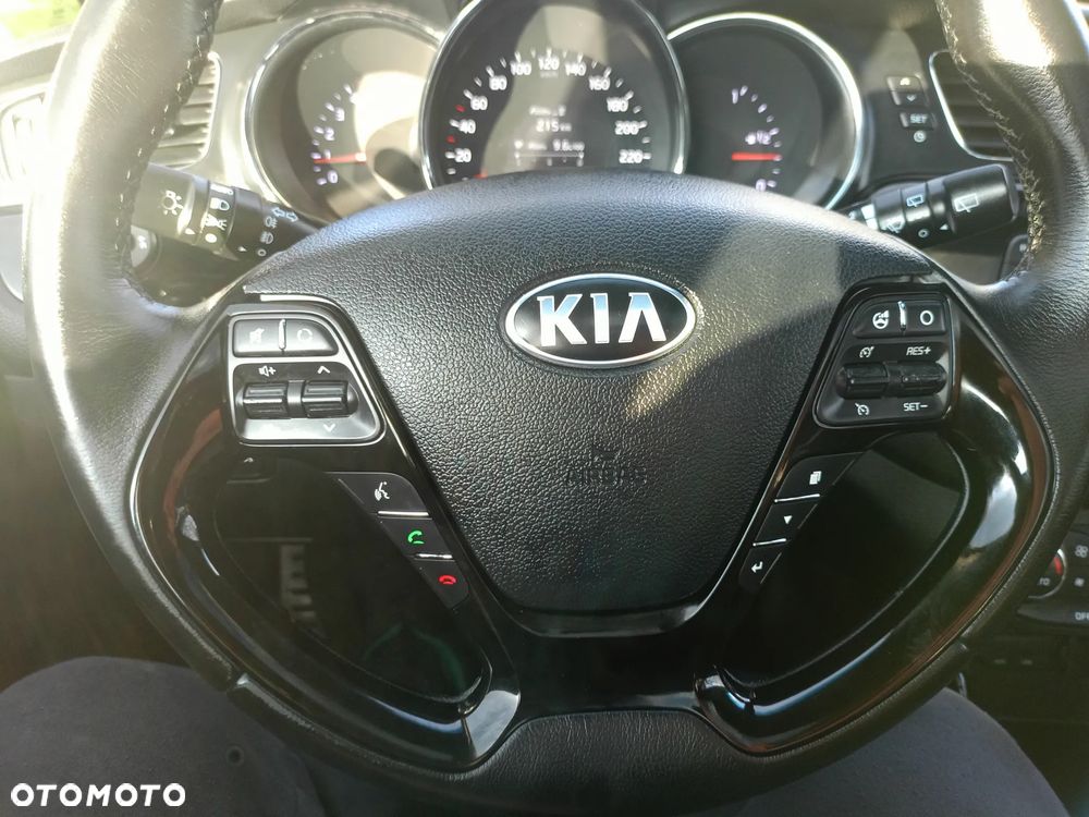 Kia Ceed 1.6 CRDi 128 ISG Platinum Edition - 10