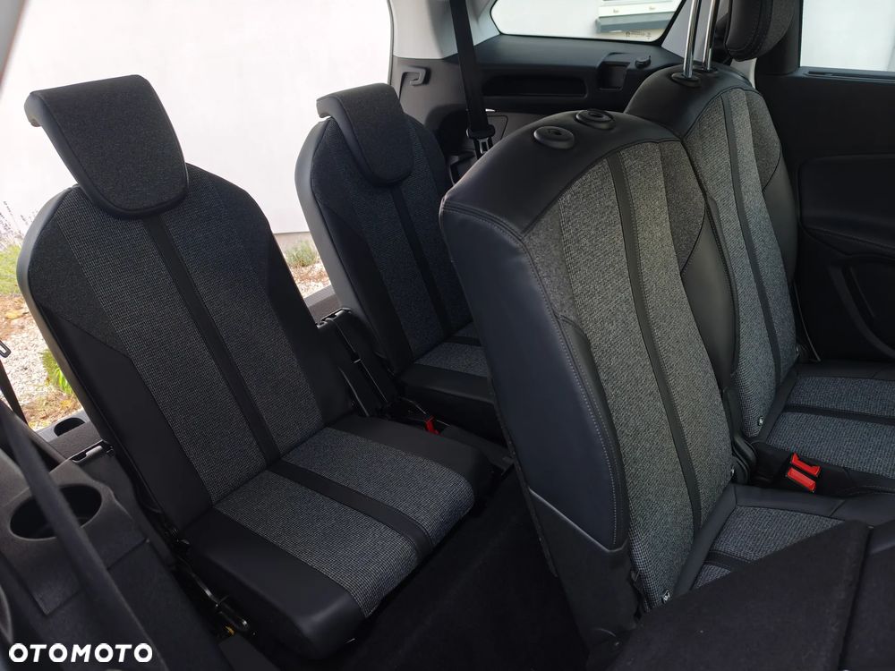 Peugeot 5008 1.6 BlueHDi Style 7os - 14