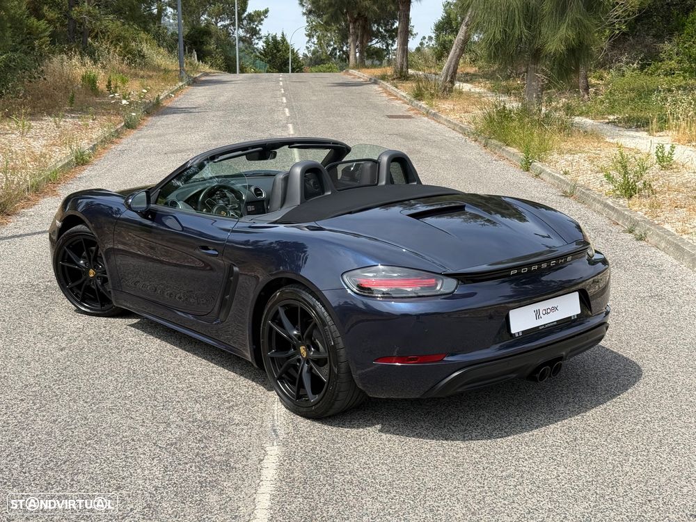 Porsche 718 - 8