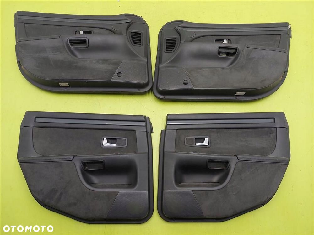 TAPICERKA BOCZKI DRZWI KOMPLET Audi A8 D2 1994-2002 60284560 60284460 - 1