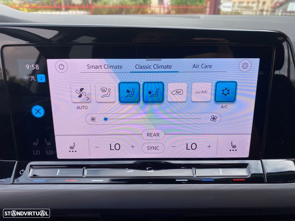 VW Golf 1.5 eTSI Style DSG - 36