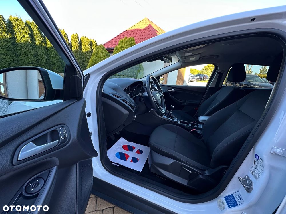 Ford Focus 1.5 EcoBlue STart-Stopp-System TITANIUM - 17