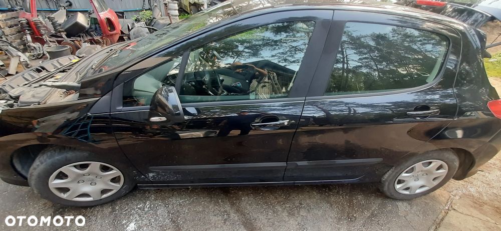 Peugeot 308 sw T7 Hatchback 2007-2013  Lakier KTVD PEUGEOT 308 T7  5 DRZWI Drzwi Przód Lewe  Prawe TYŁ LEWE KLAPA TYŁ Hatchback   Lampa tył lewa Lampa Przód Lewa 9656162580 Peugeot 308 t7   Belka tylnego zawieszenia 308 5D Kompletna - 4