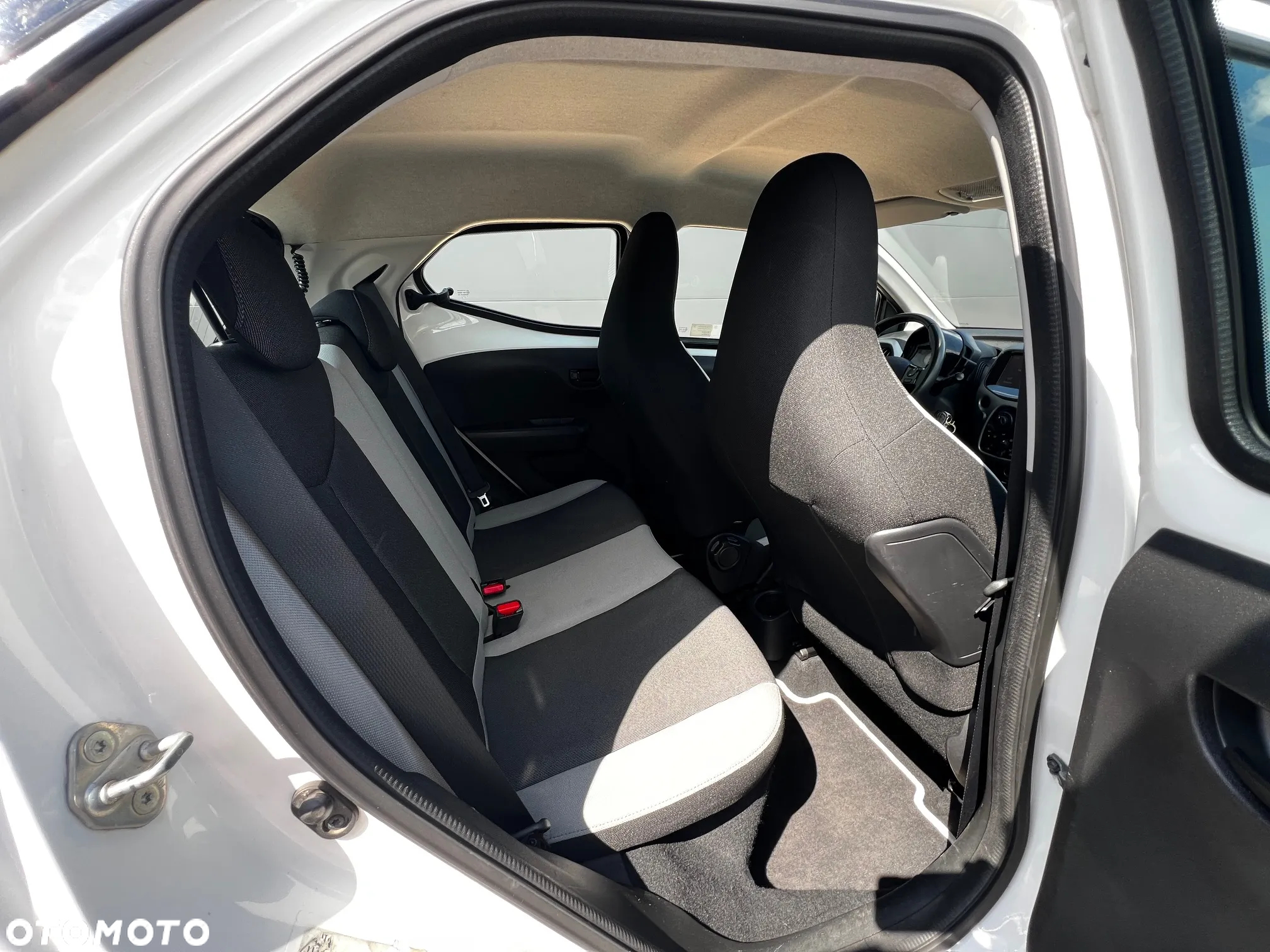 Toyota Aygo 1.0 VVT-i Sprint EU6 - 13