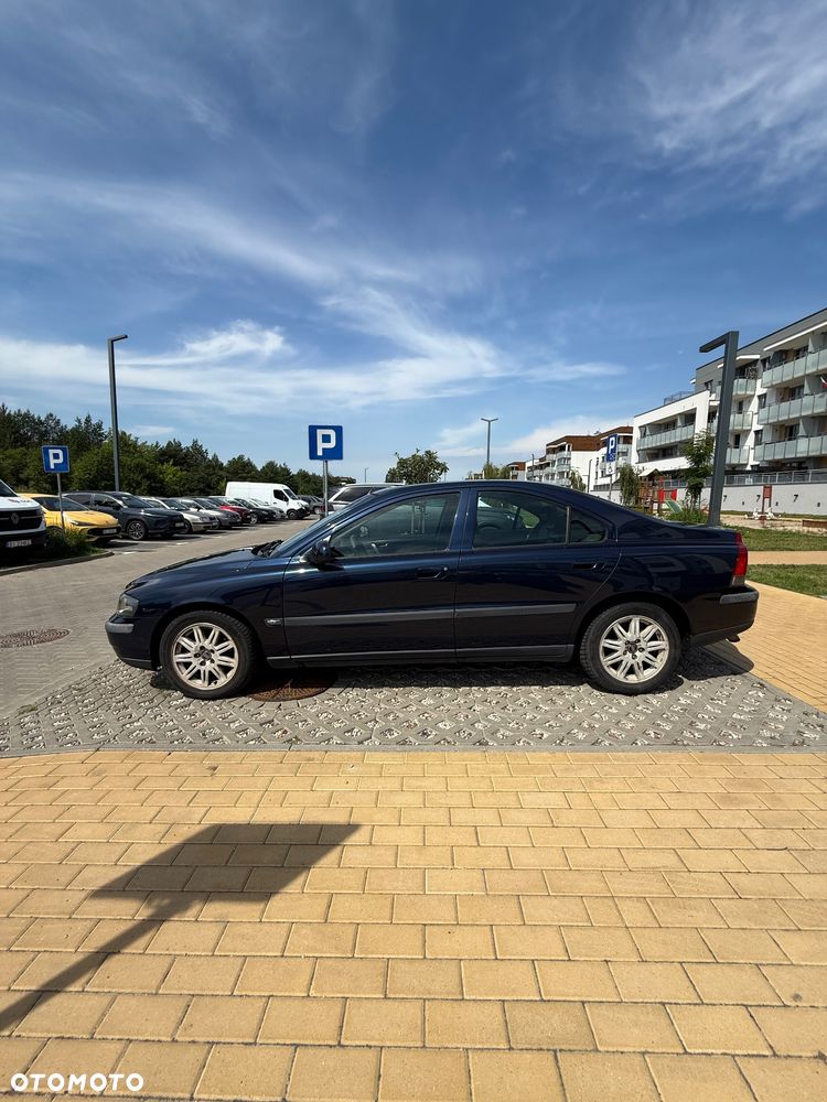 Volvo S60 2.4D5 Momentum - 8