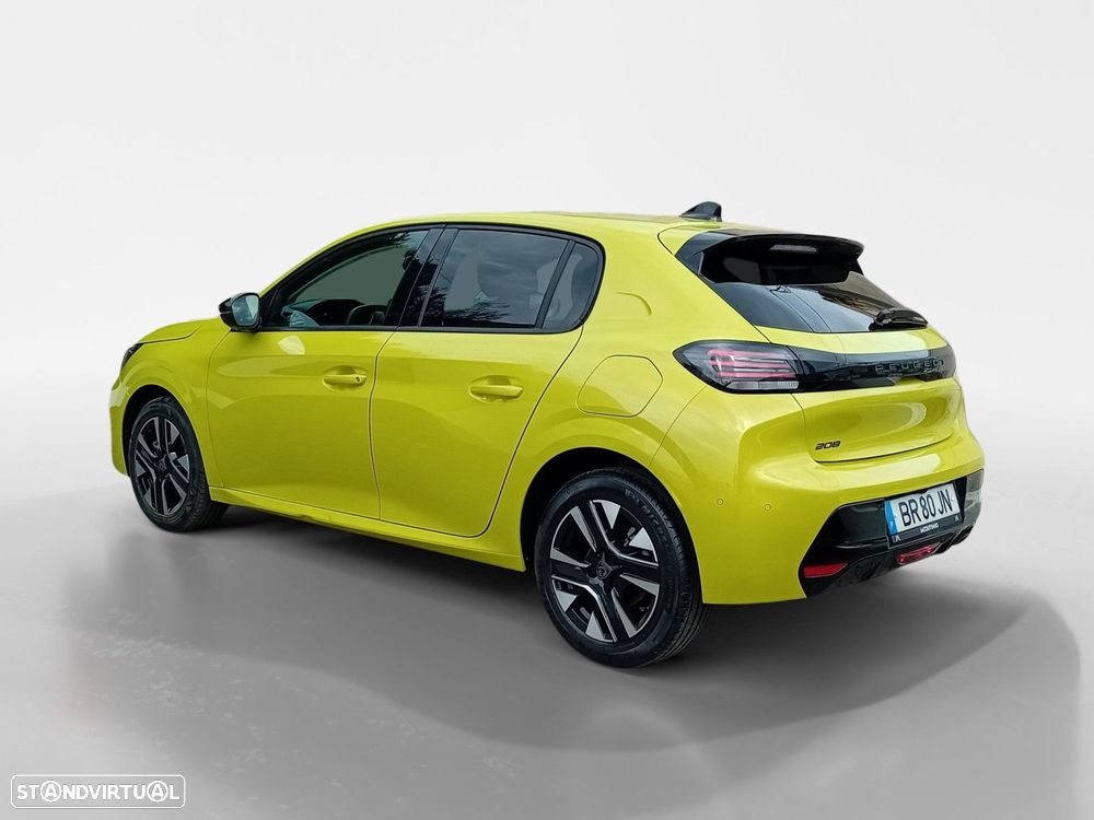 Peugeot 208 1.2 PureTech Allure — fotografia 3