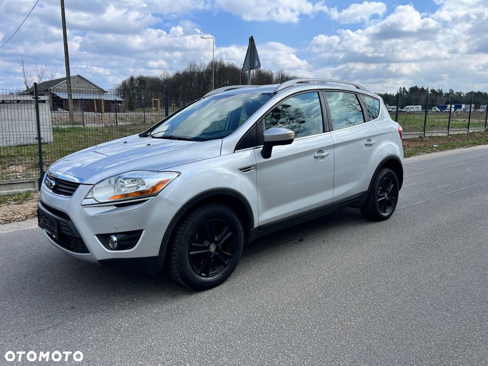 Ford Kuga 2.0 TDCi 2x4 Titanium - 22