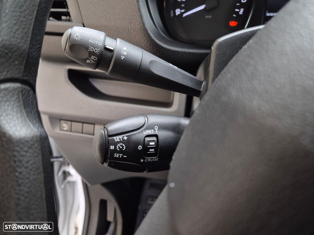 Peugeot Expert 1.5 BlueHDi Standard - 19