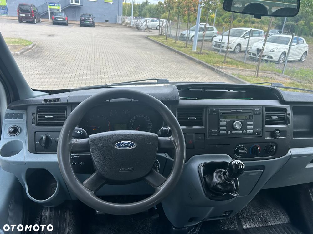Ford Transit - 14