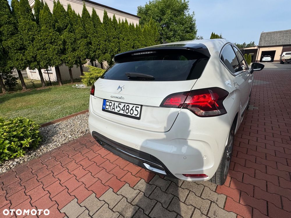 Citroën DS4 1.6 THP SportChic - 11