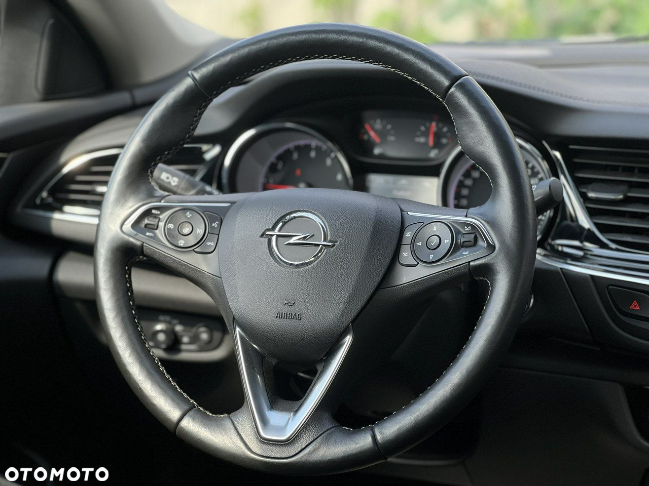 Opel Insignia 1.5 T Elite S&S - 13