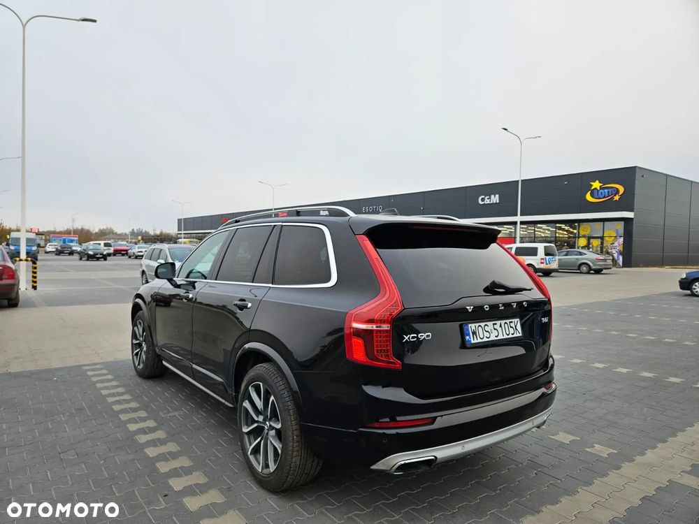Volvo XC 90 - 4