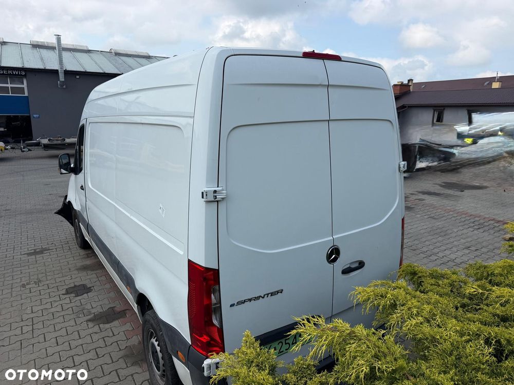 Mercedes-Benz ESPRINTER - 7