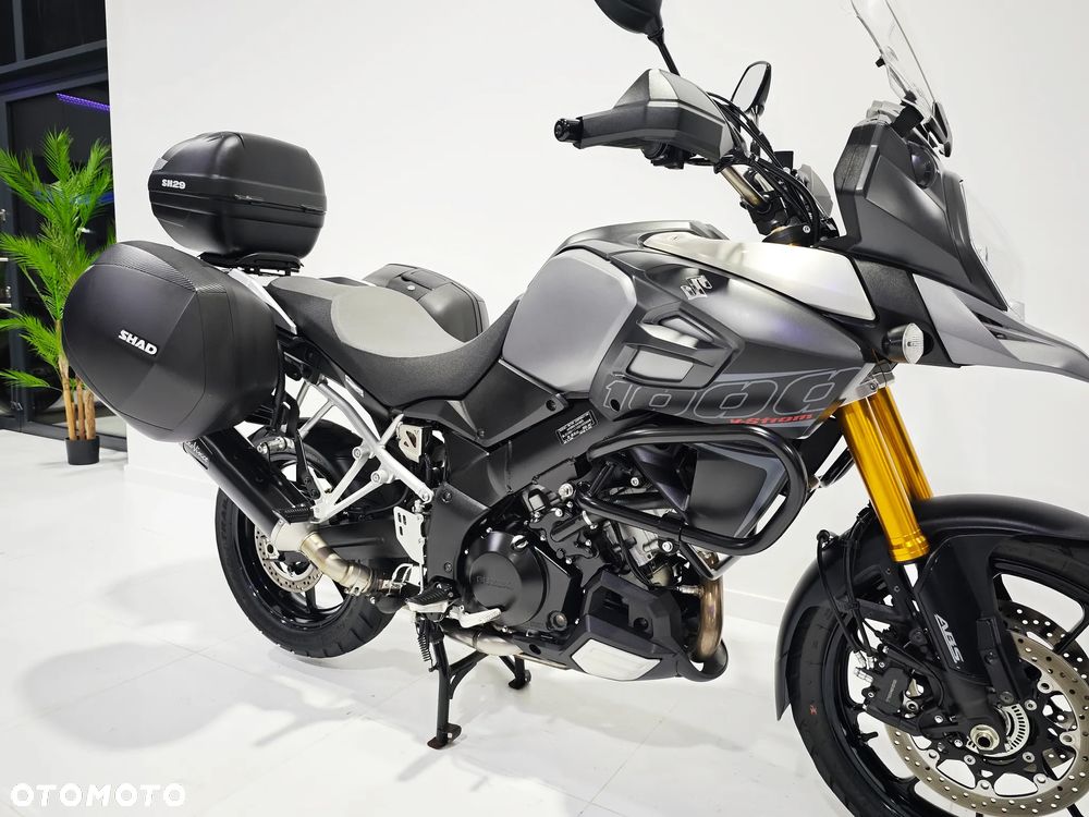 Suzuki V-STROM - 9