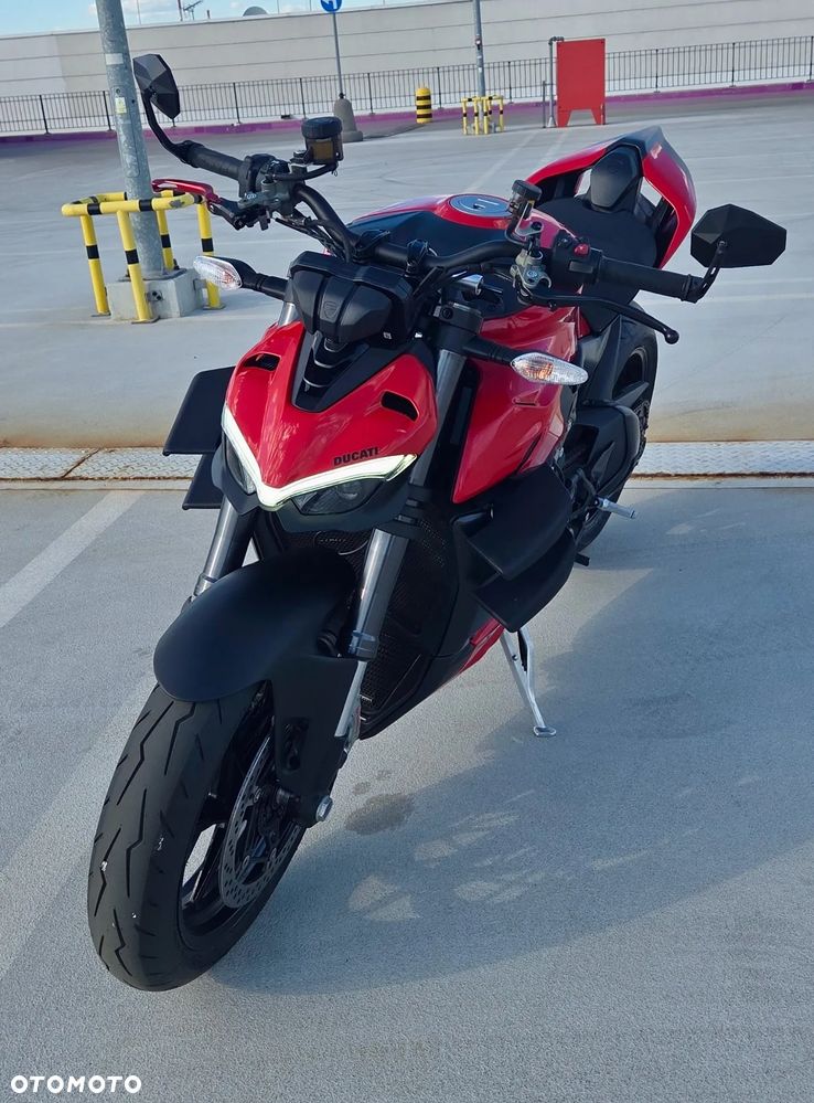 Ducati Streetfighter V4 - 15