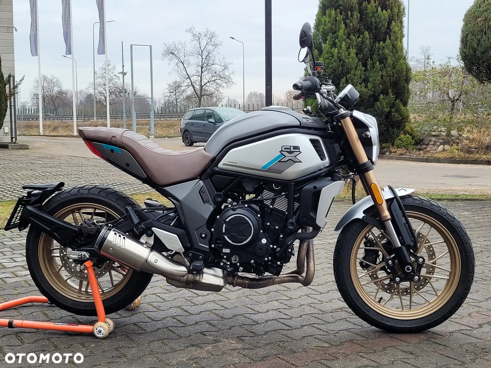 CFMoto 700CL-X Heritage - 4