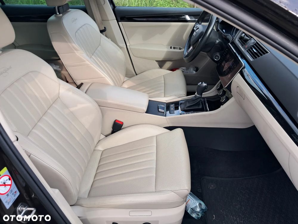 Skoda Superb 2.0 TDI 4x4 L&K DSG - 14