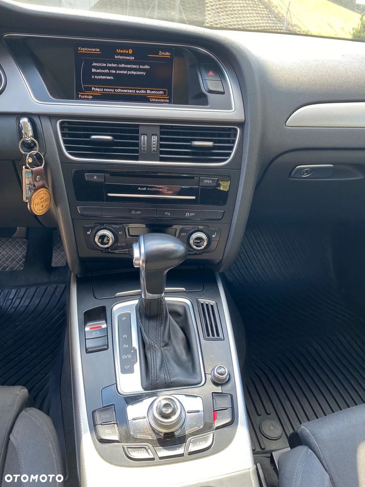 Audi A4 Avant - 10