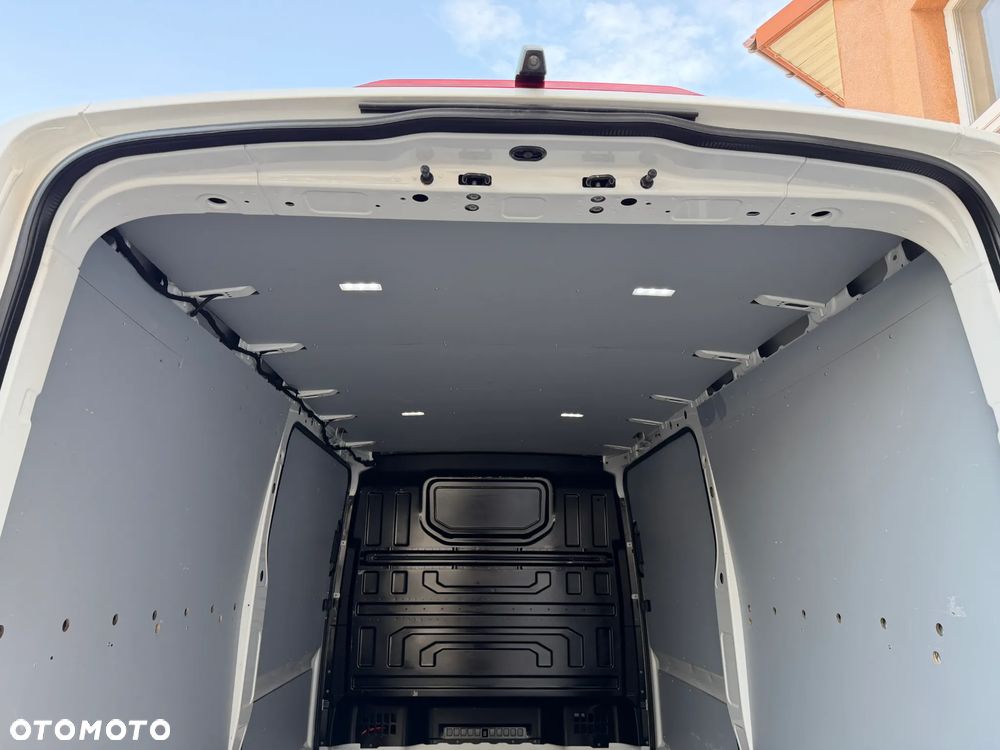 Volkswagen Crafter L2H1 - 28