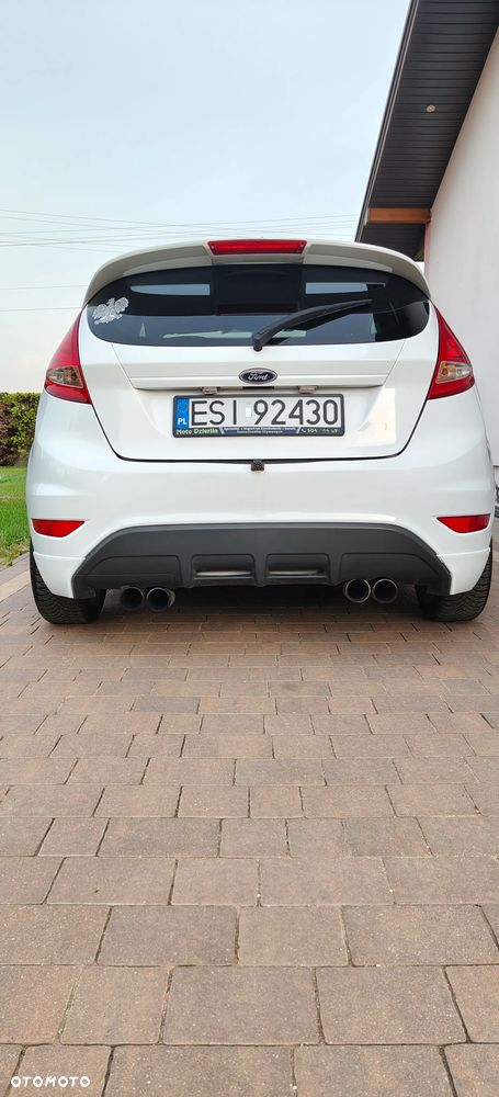 Ford Fiesta 1.6 Ti-VCT Sport - 11