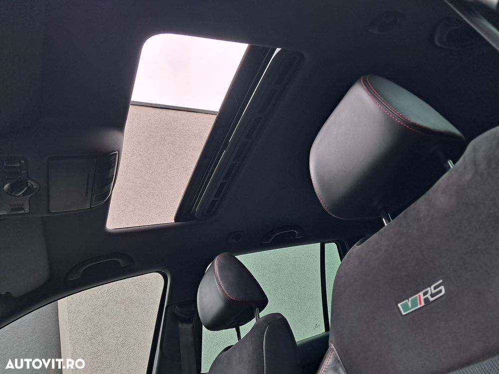 Skoda Octavia Combi 2.0 TDI DPF RS - 12