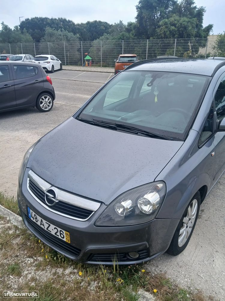 Opel Zafira 1.9 CDTI Cosmo - 1