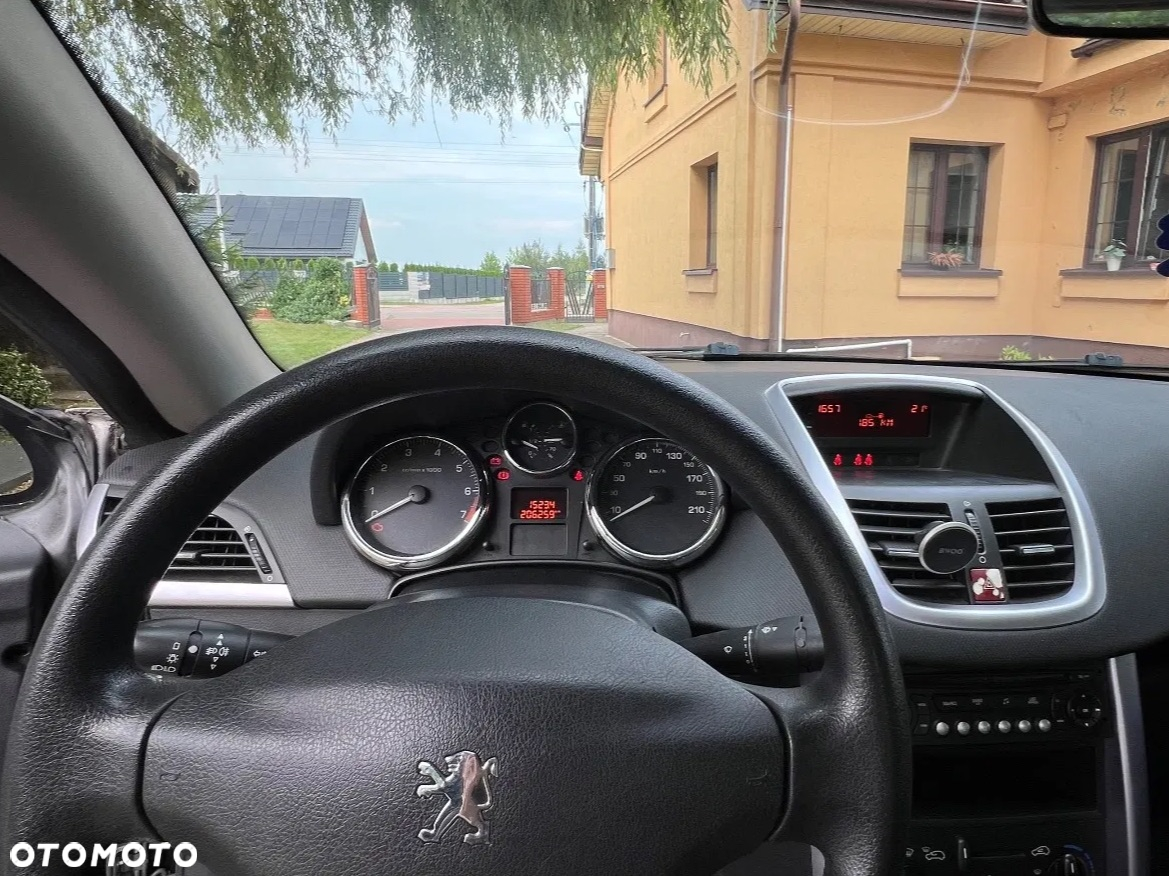 Peugeot 207 CC - 3