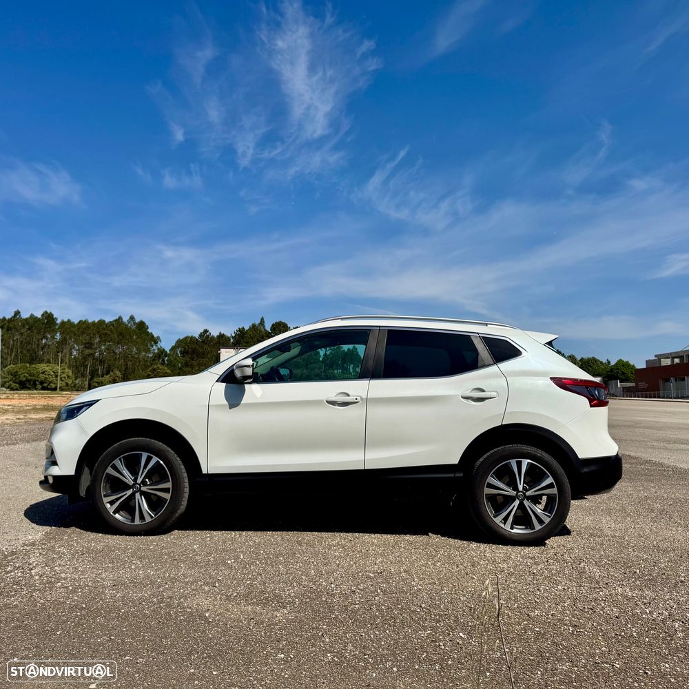 Nissan Qashqai 1.5 dCi N-Connecta J18+Led - 5