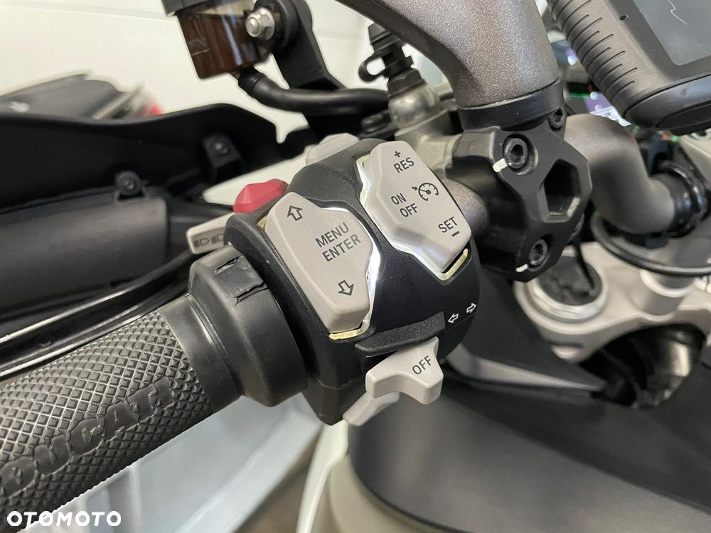 Ducati Multistrada - 11