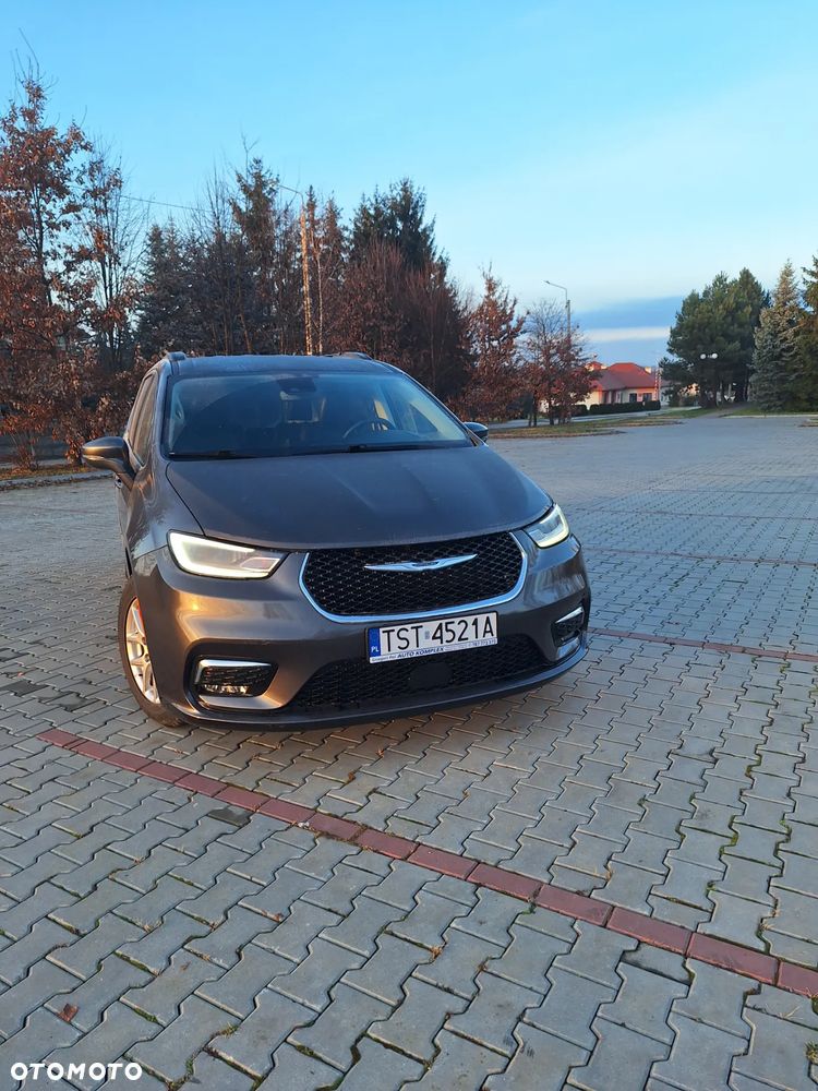 Chrysler Pacifica - 13