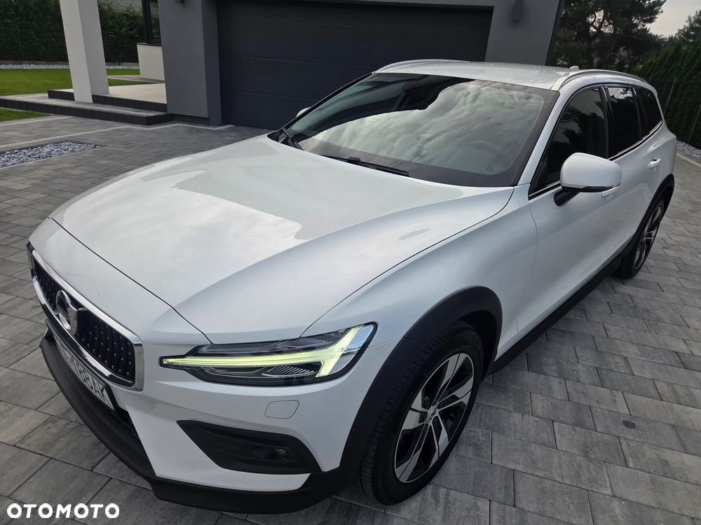 Volvo V60 Cross Country B4 D AWD Geartronic - 14