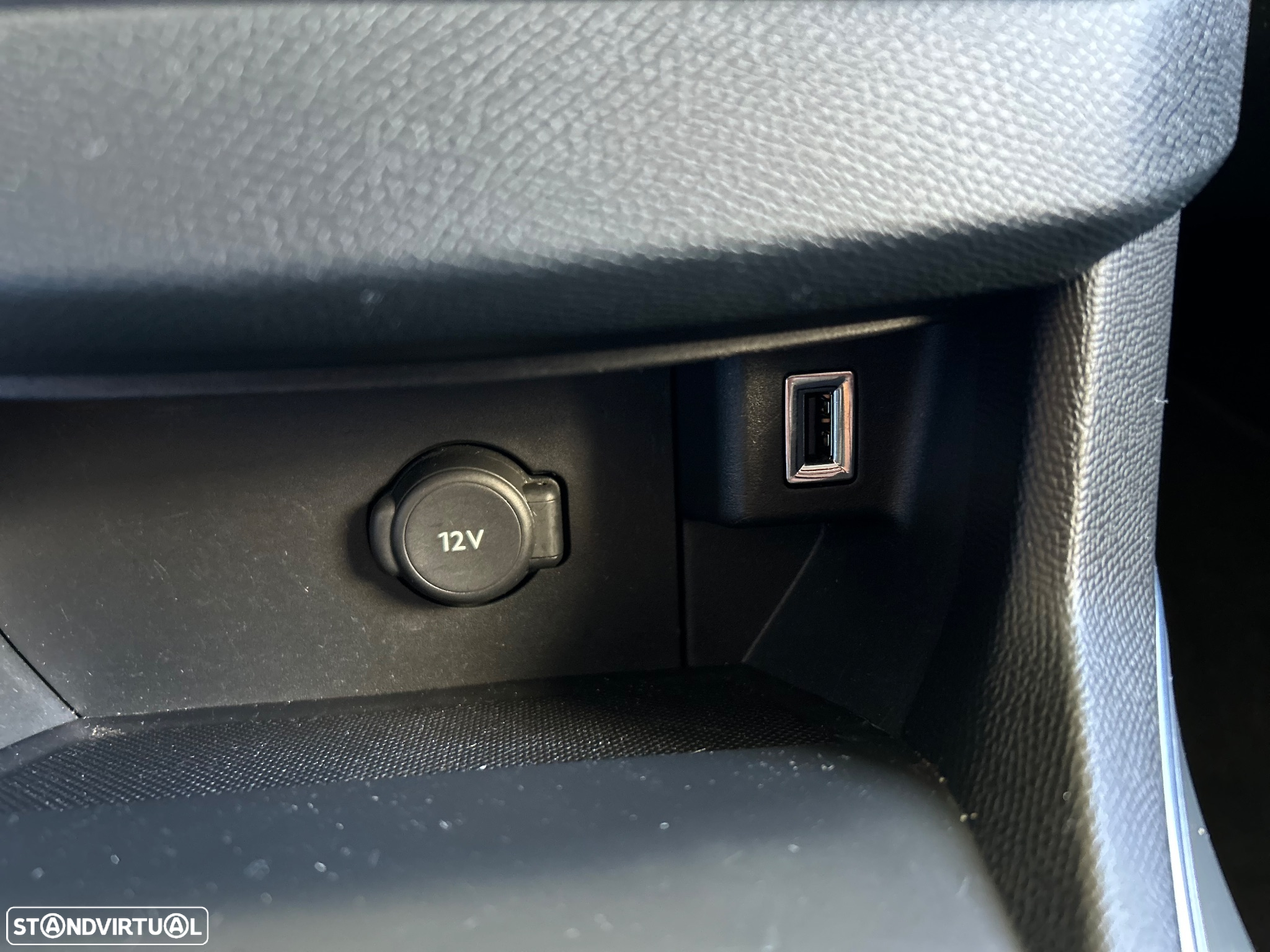 Peugeot 308 SW BlueHDi 120 EAT6 Stop & Start Active - 52