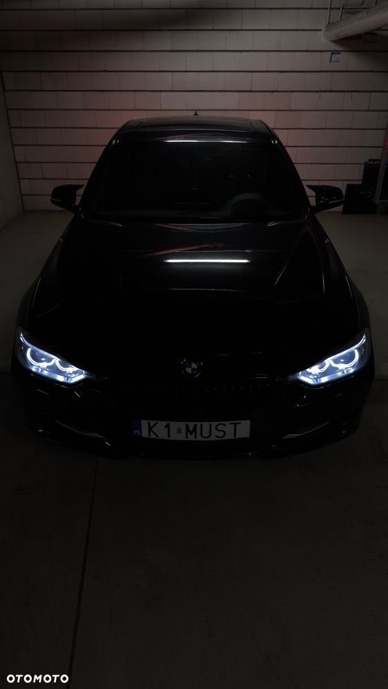 BMW Seria 3 328i xDrive Sport-Aut Sport Line - 3