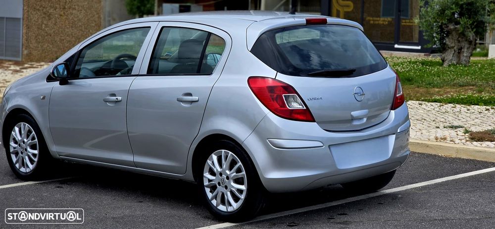Opel Corsa - 4