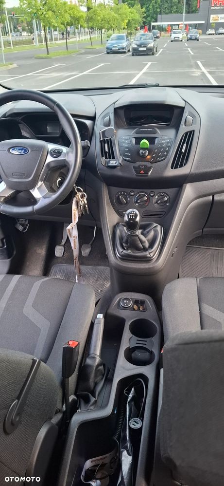 Ford Tourneo Connect - 18