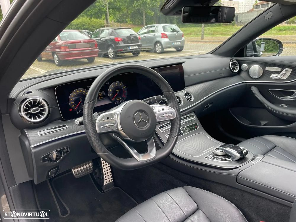 Mercedes-Benz E 200 AMG Line - 9