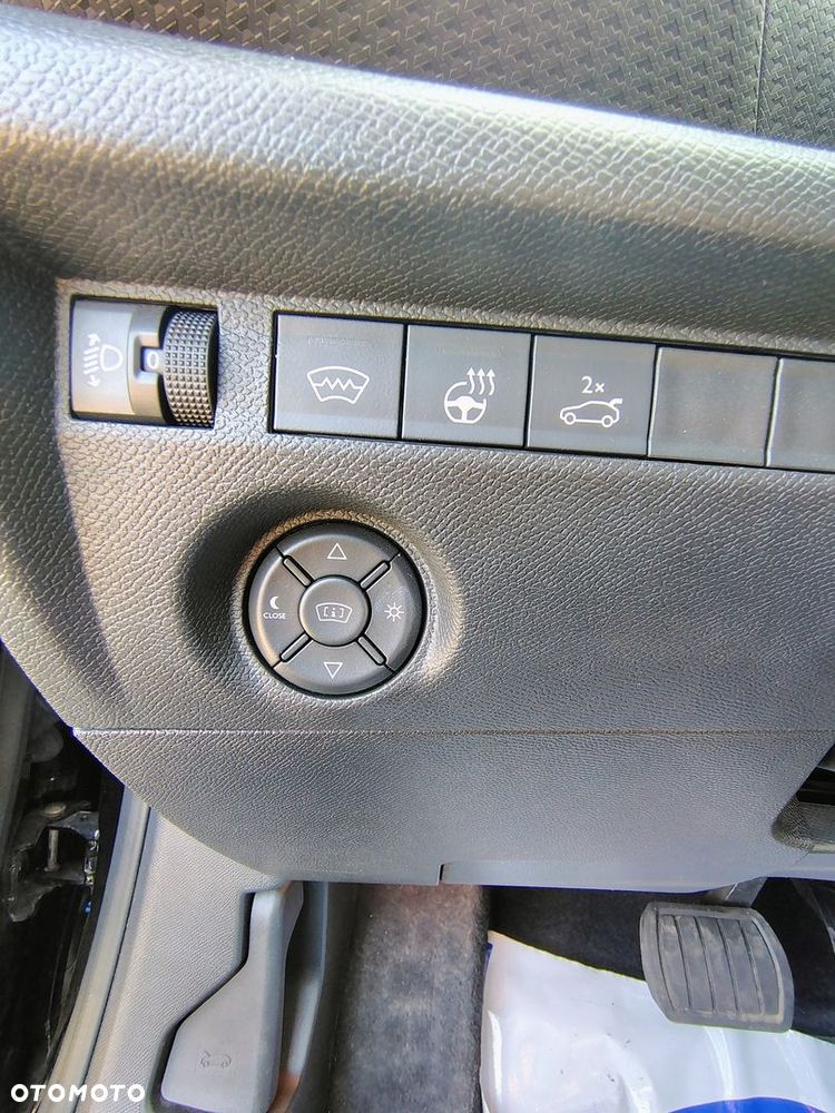 Citroën C4 EV136 50kWh Shine - 15