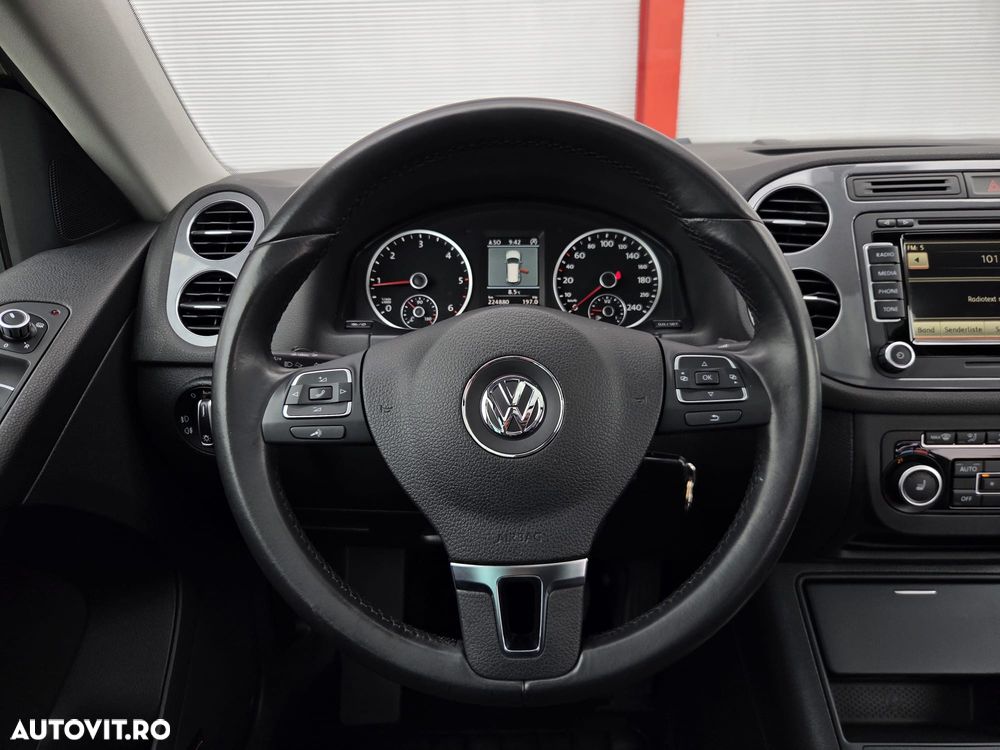 Volkswagen Tiguan 2.0 TDI DPF BlueMotion Technology Cup Sport & Style - 10