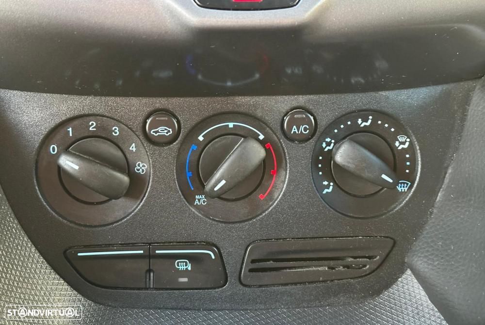 Ford Transit Connect 1.6 TDCi 3LUG - 13