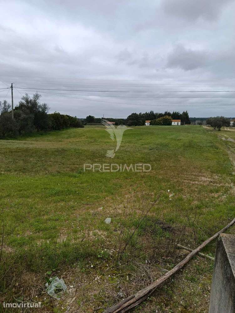 Lote de Terreno Urbano para Construção - Grande imagem: 2/3