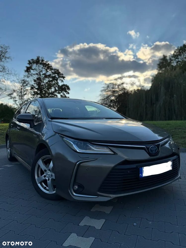 Toyota Corolla 1.8 Hybrid Executive - 2