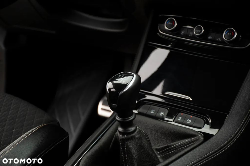 Opel Grandland X 1.5 D Start/Stop Business INNOVATION - 23