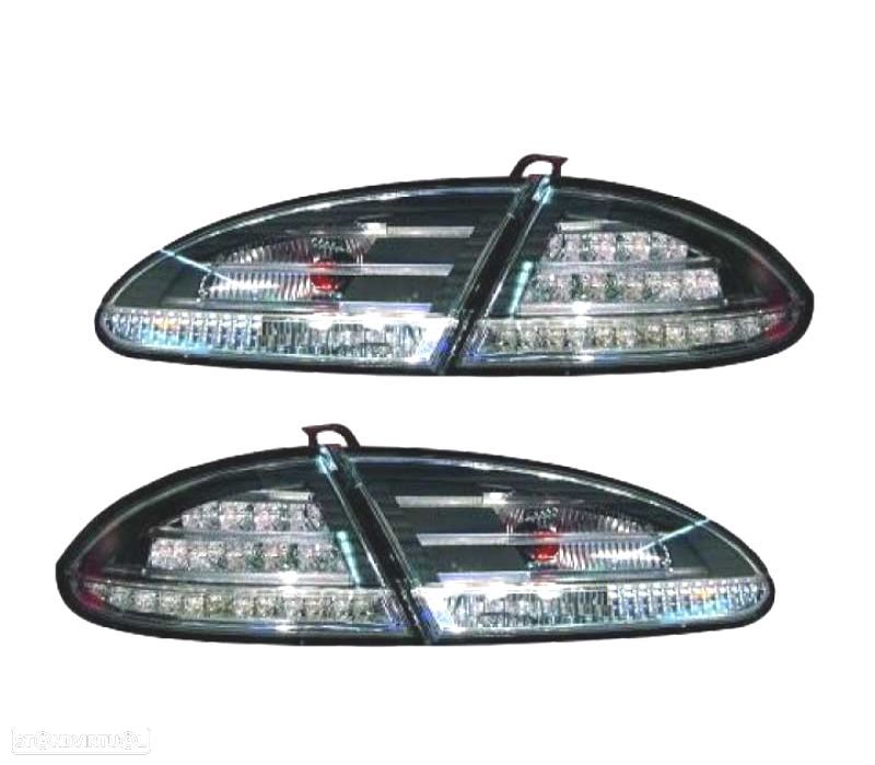 FAROLINS TRASEIROS LED SEAT LEON 1P 04-09 PRETO - 1