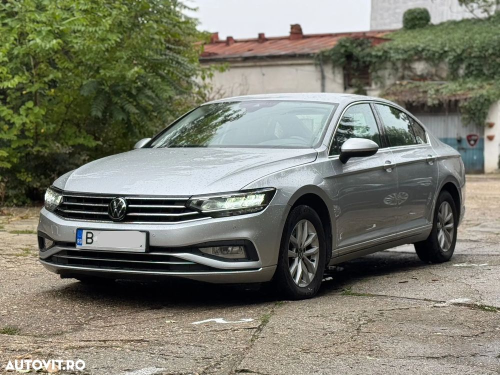 Volkswagen Passat Variant 2.0 TDI DSG Comfortline - 9