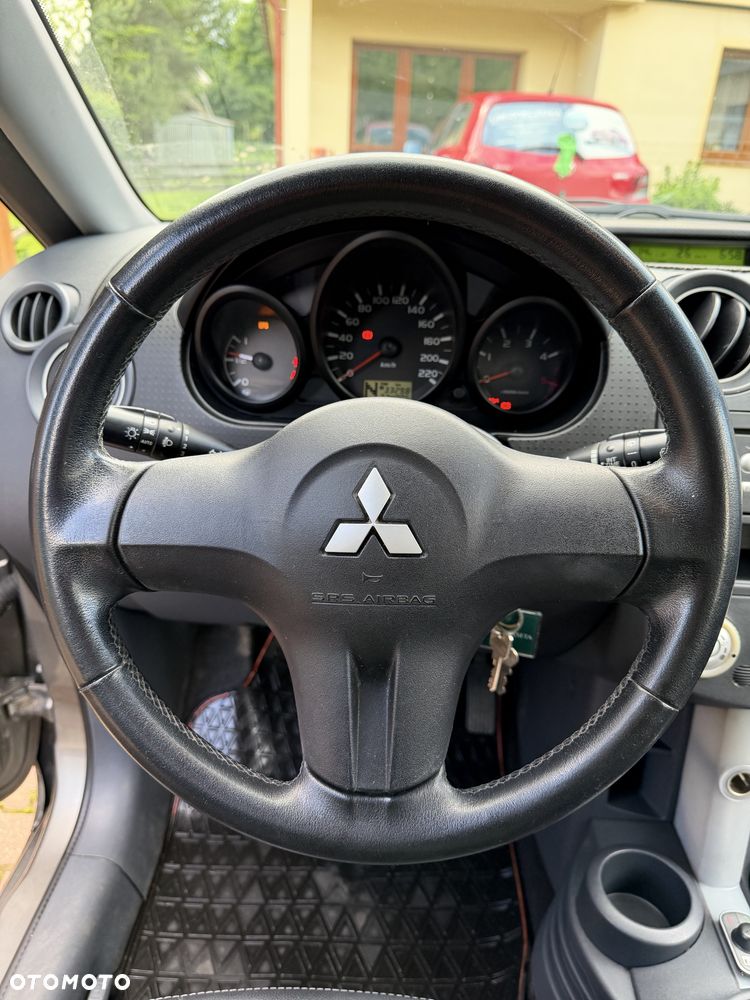 Mitsubishi Colt - 8