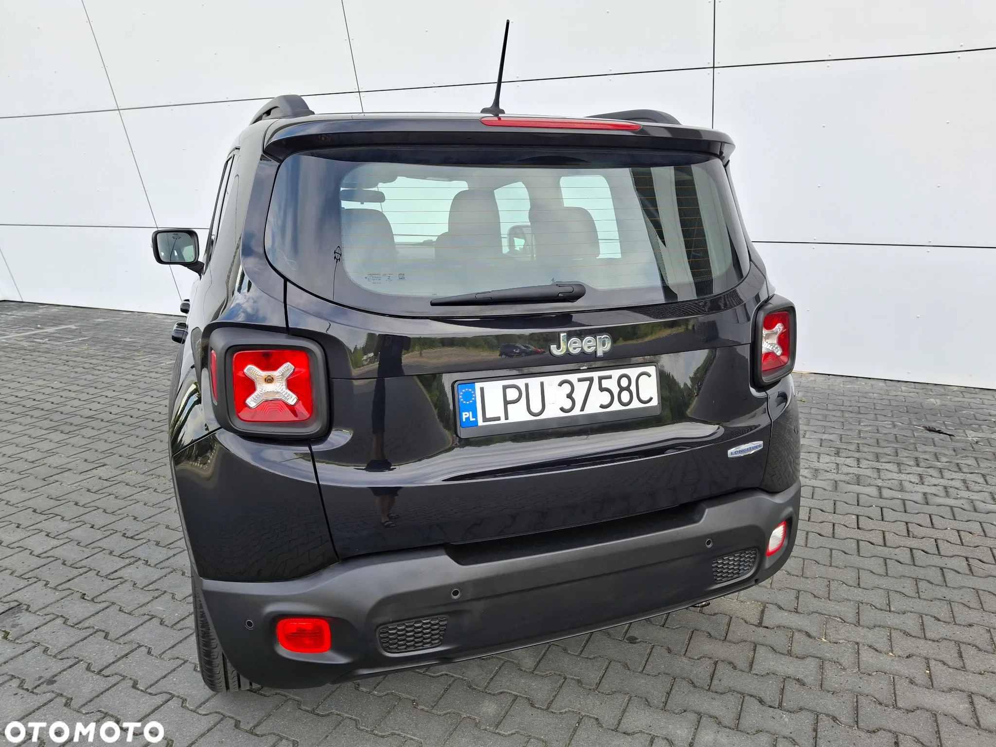 Jeep Renegade 1.4 MultiAir Longitude - 32
