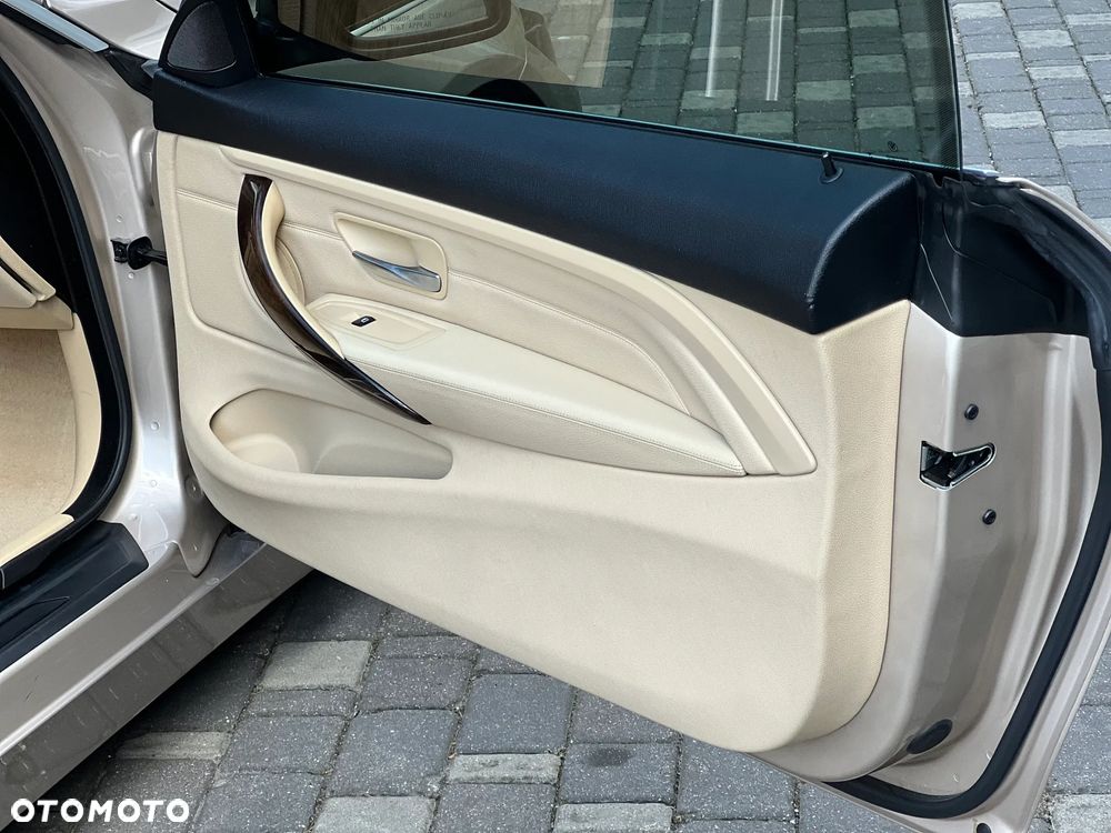 BMW Seria 4 428i Cabrio xDrive - 28