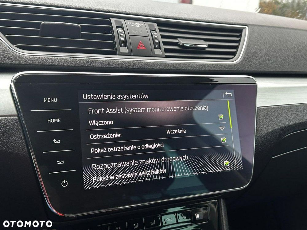 Skoda Superb 2.0 TDI DSG Ambition - 26